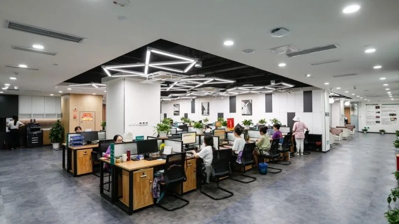 小标题：警惕“包过”陷阱